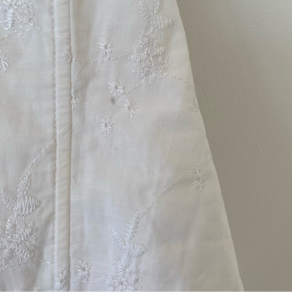 White Lace-Up Ruffle Bustier Top - Picture 4 of 9